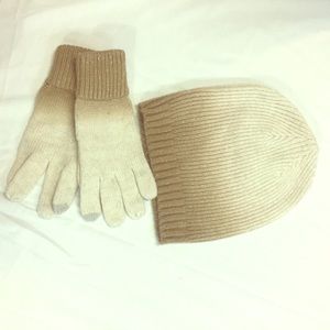 Ombré Beanie & Glove Set w/ Golden Threading NWOT